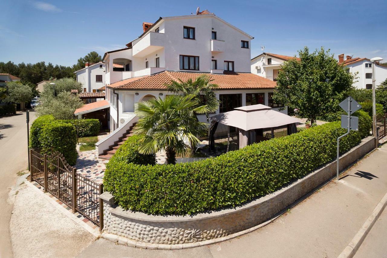 Aida In Porec * Istrien Экстерьер фото